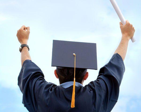 7. Investi per garantire gli studi universitari ai tuoi figli studi universitari